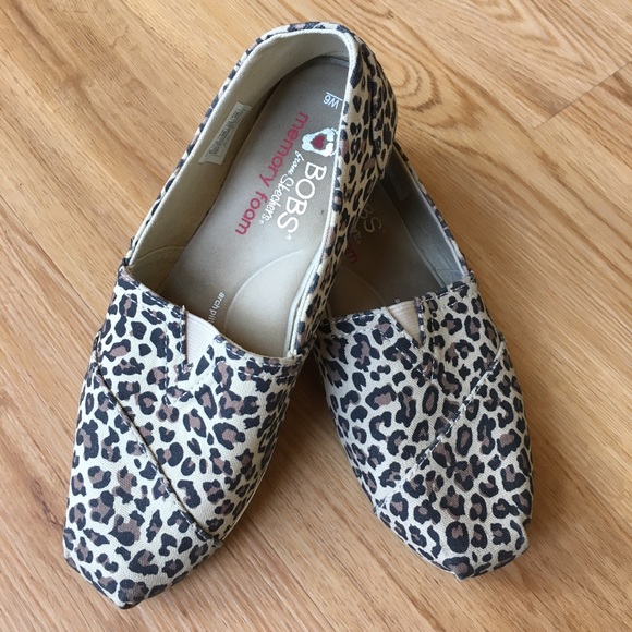 skechers memory foam leopard print